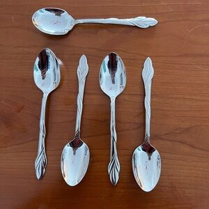Oneida Eden Stainless Steel teaspoons